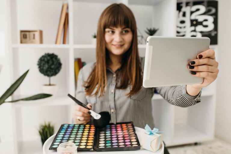 The Future of Beauty: Virtual Makeup Lessons Transforming the Industry